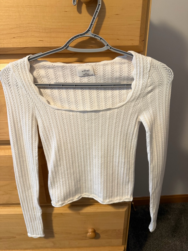 Wilfred (Aritizia) White Ribbed Square-Neck Long Sleeve